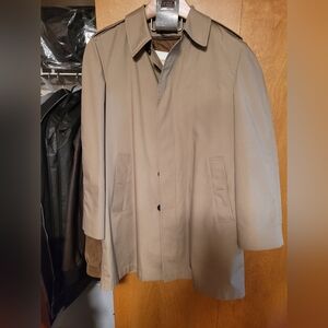 Men's London Fog Trench Coat 38R